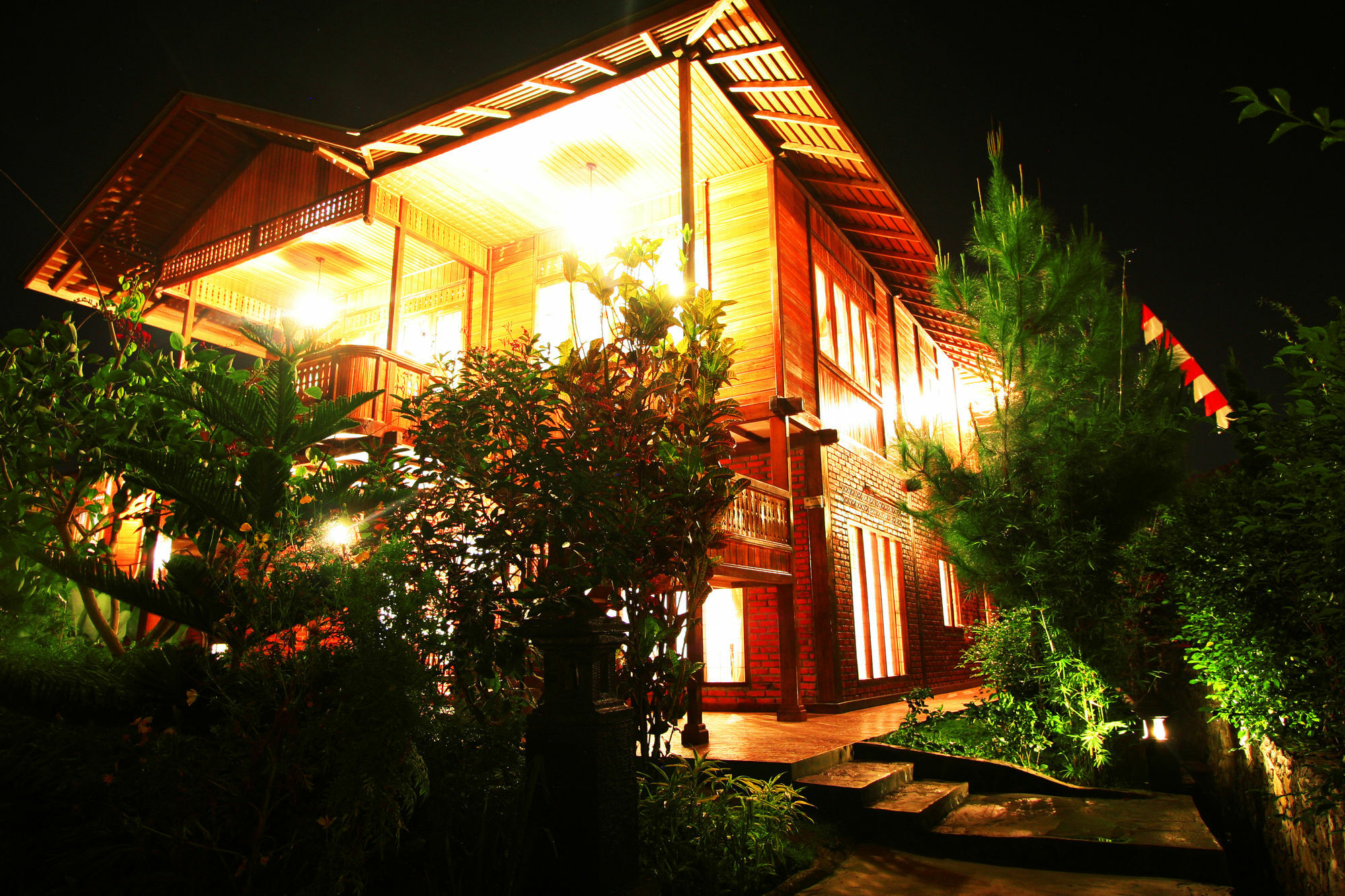 Vila Deluxe 4-Kamar Tidur