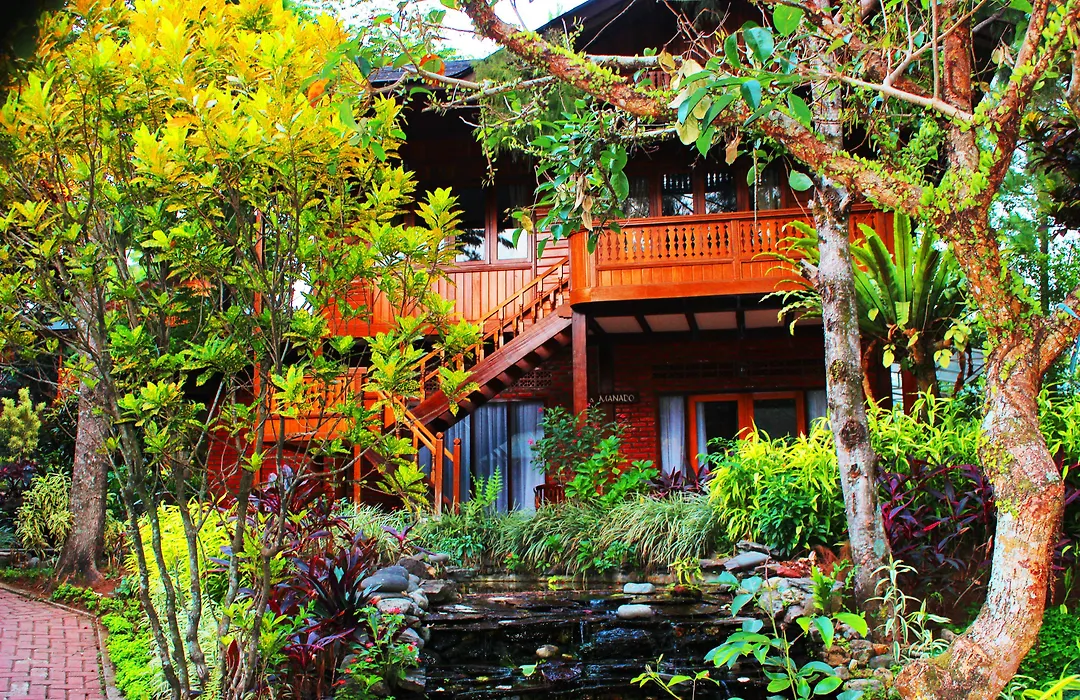 Jambuluwuk Convention Hall & Resort Puncak-1